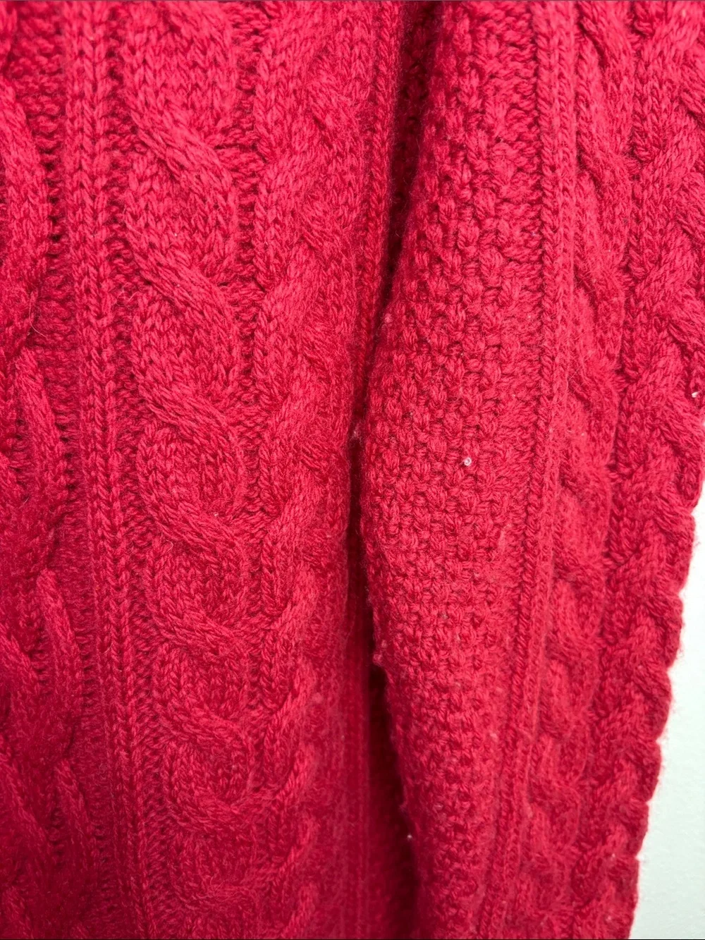 Aran Crafts Red Merino Wool Cashmere Cable Knit Sweater Men Size S PILLING